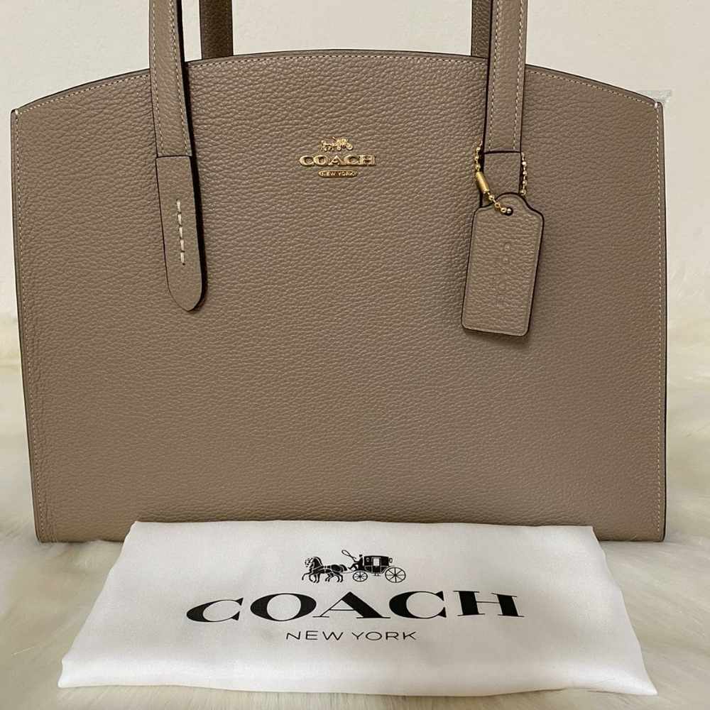 ⚜Coach Charlie Carryall
Purse - Picture 7 of 11